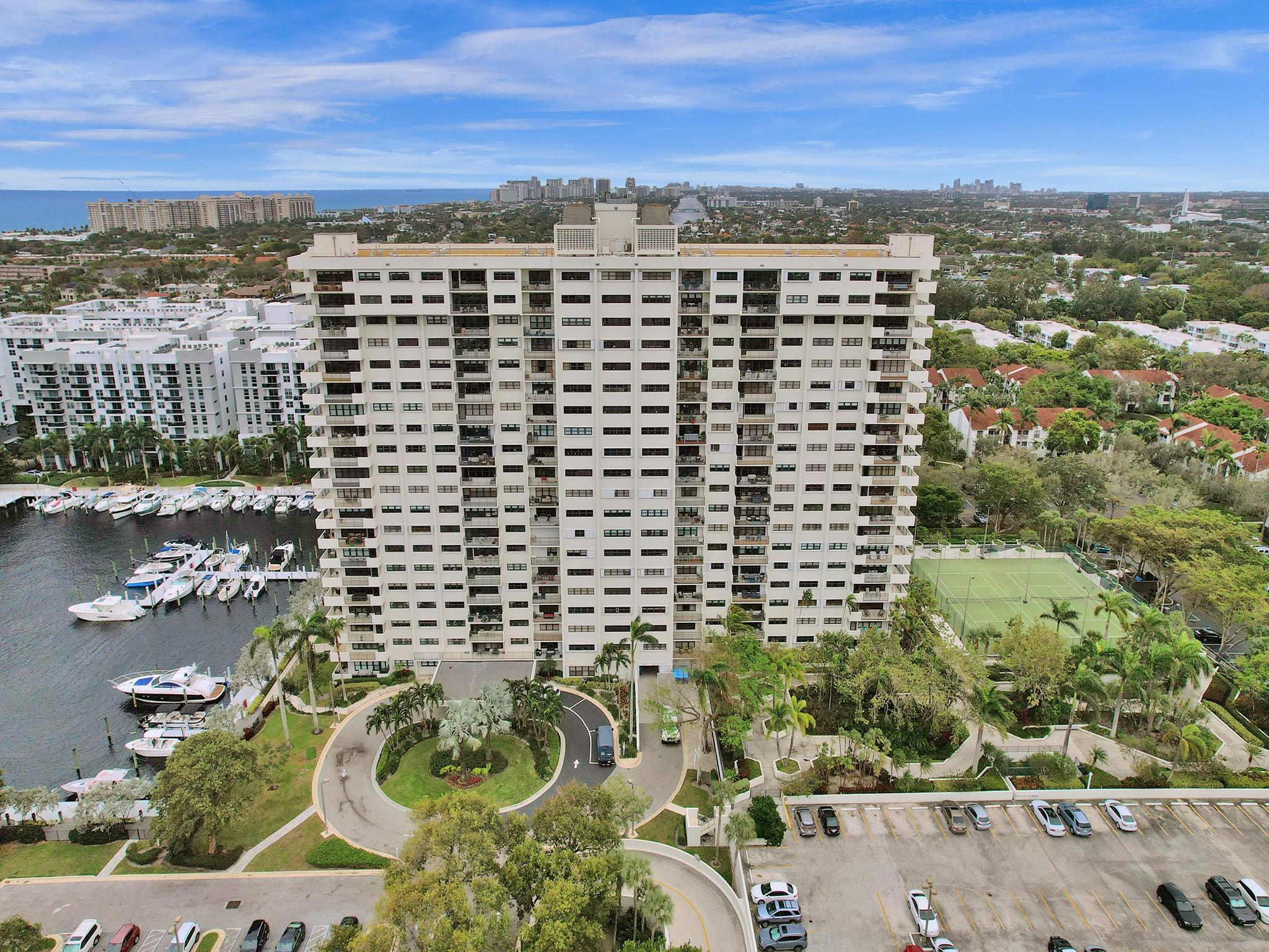 3200 Port Royale Dr 208