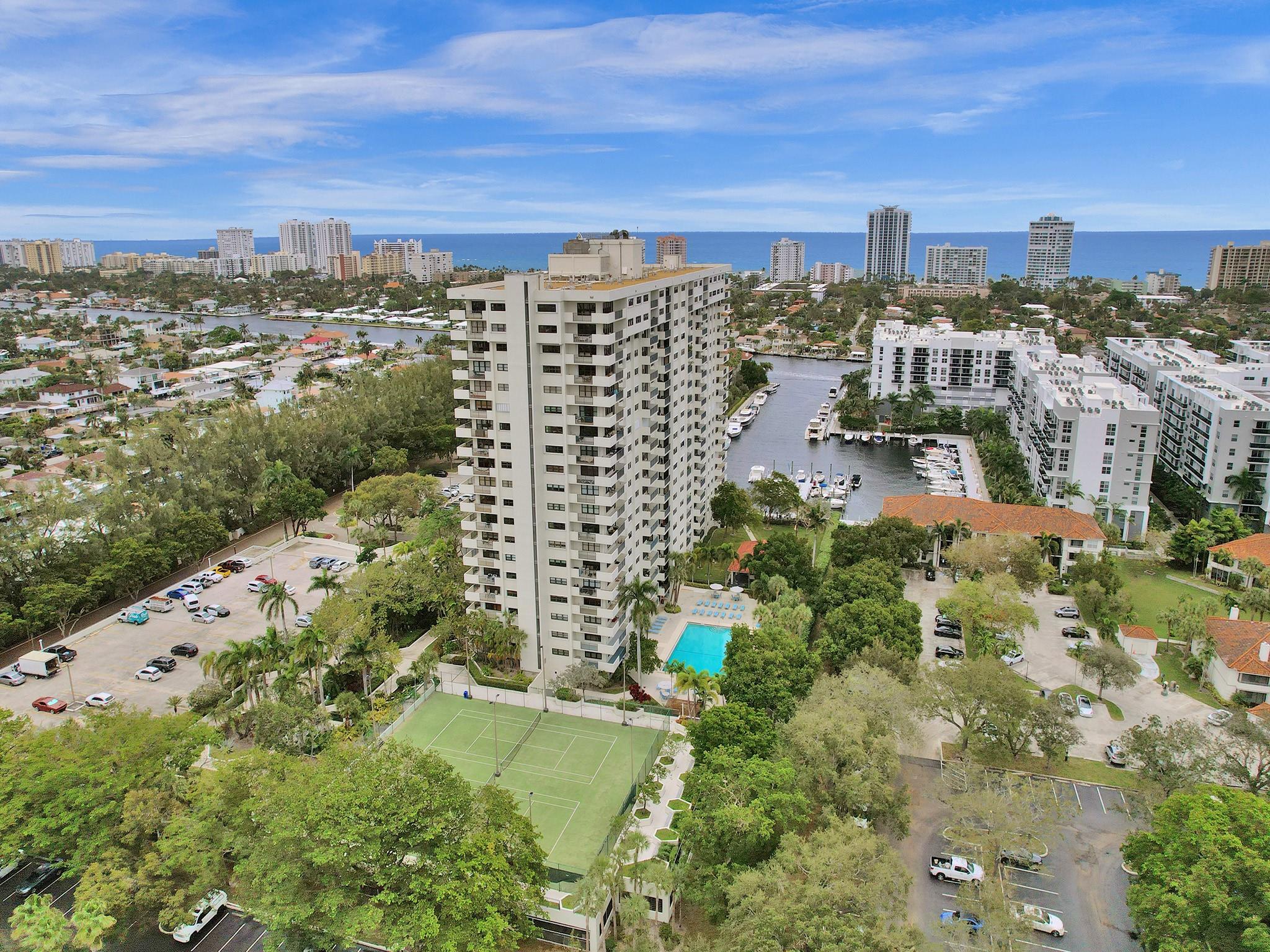 3200 Port Royale Dr 208