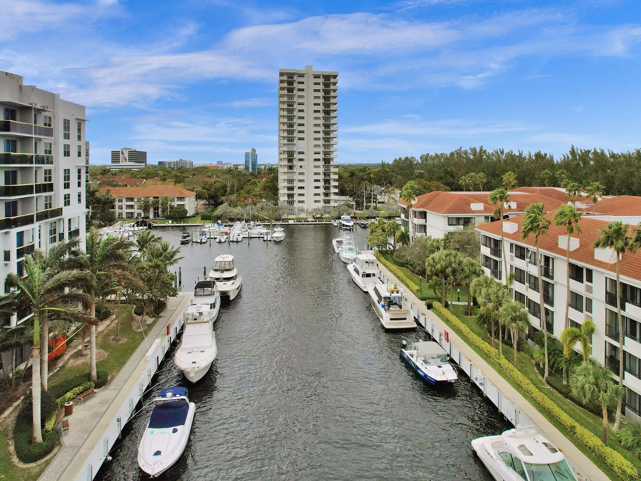 3200 Port Royale Dr 208