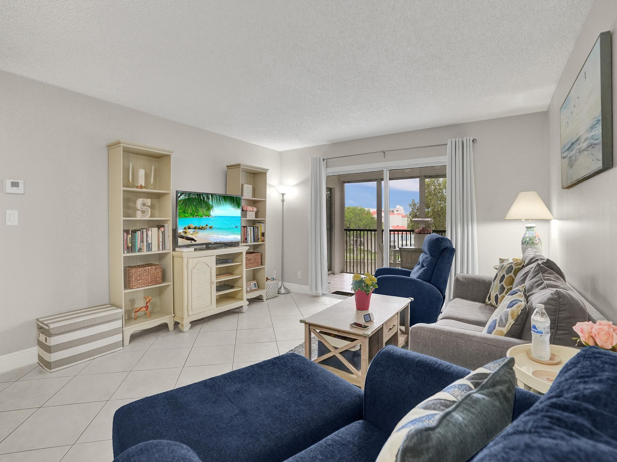 2208 S Cypress Bend Dr 401