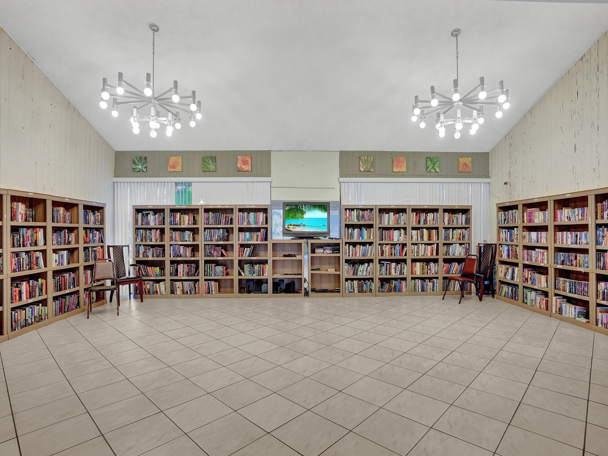 2208 S Cypress Bend Dr 401