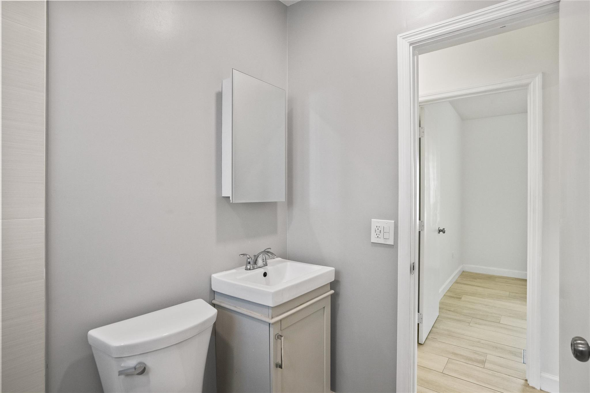 1779 NE 168th