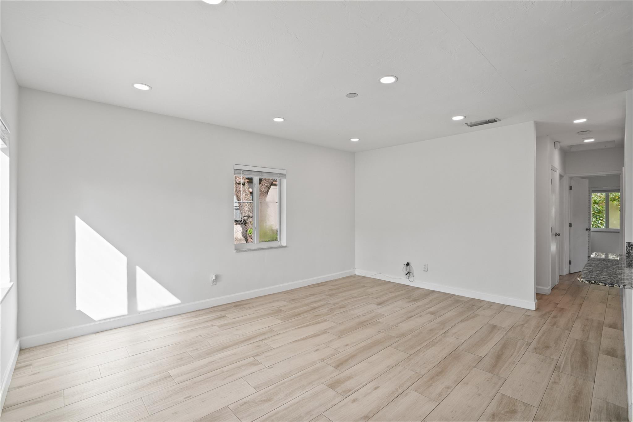 1779 NE 168th