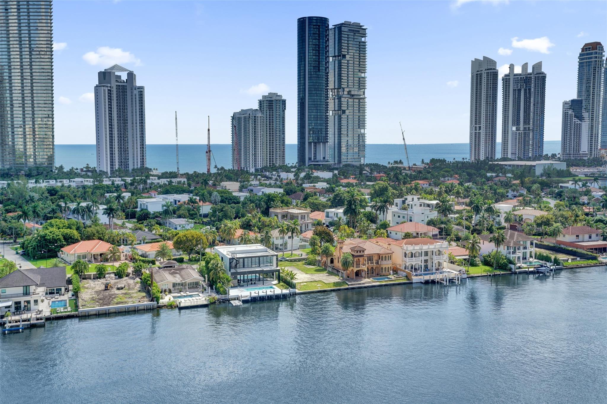 19101 NE 36th Ct 1709