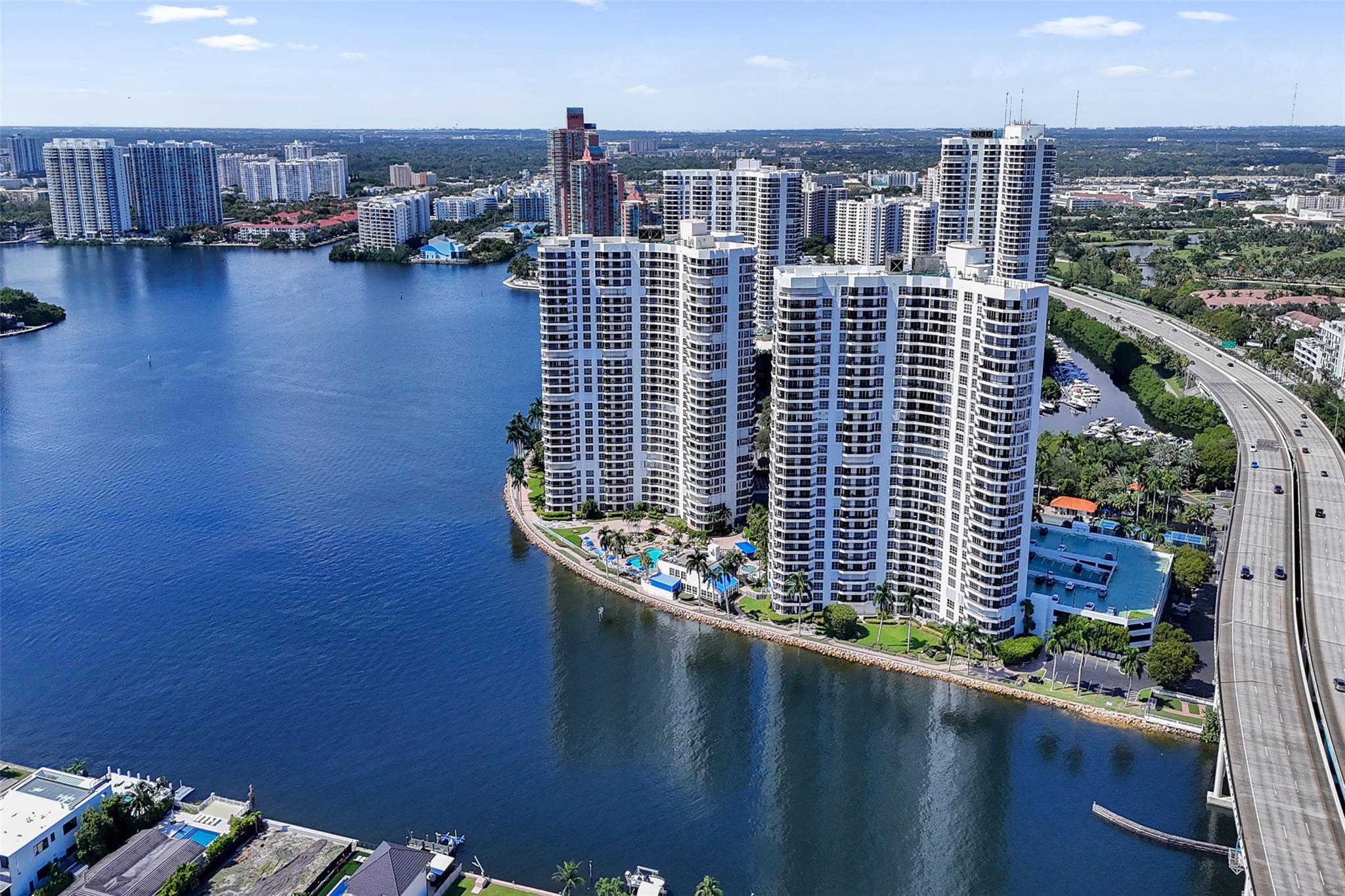 19101 NE 36th Ct 1709