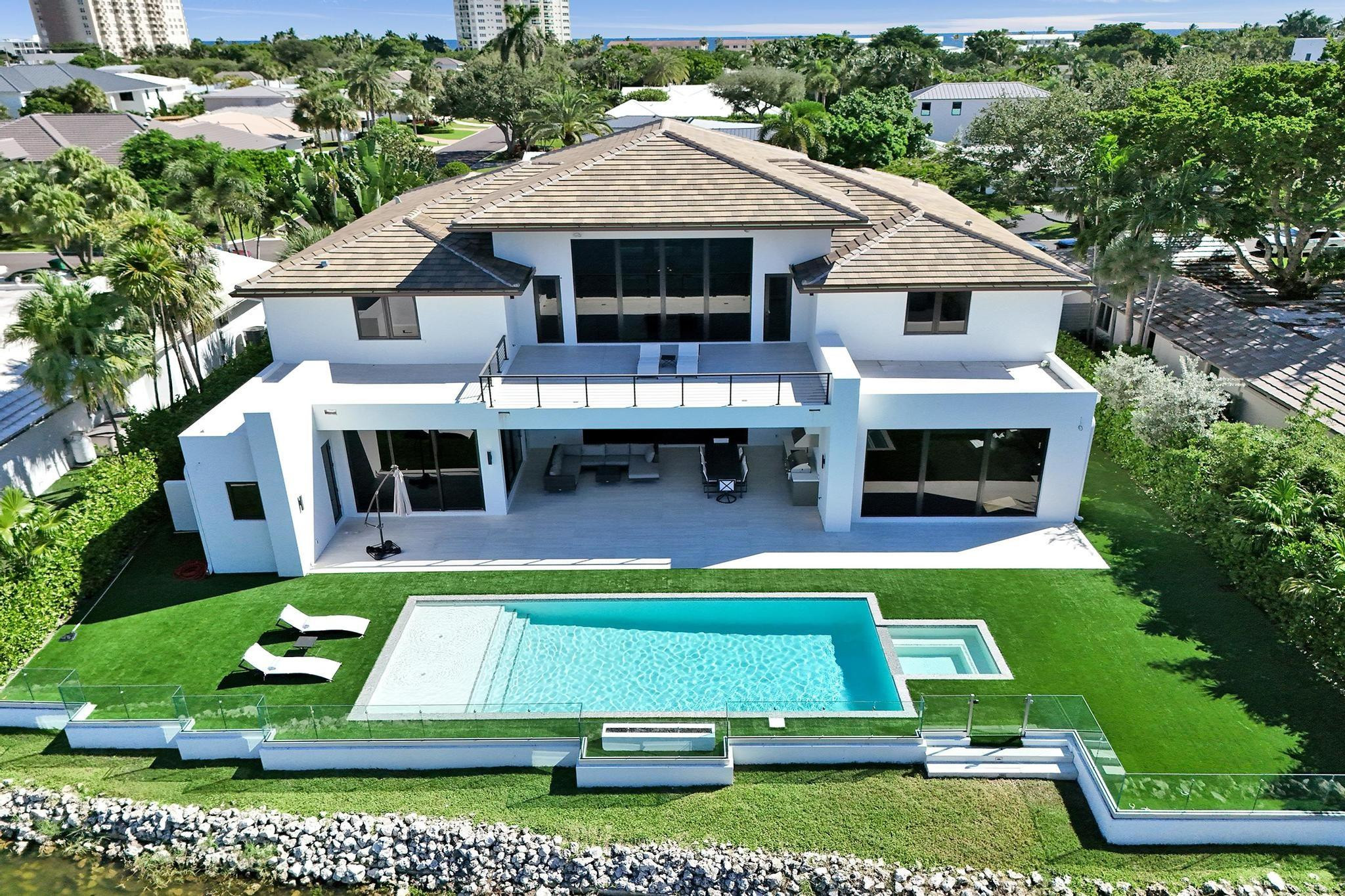 7 Seneca Rd
