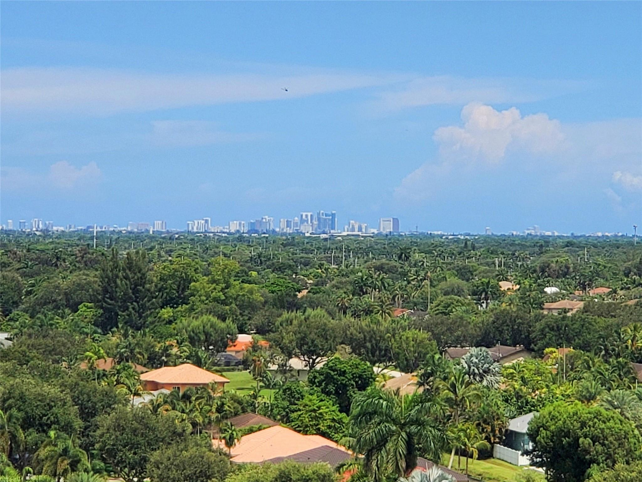 2641 N Flamingo Rd 1105N