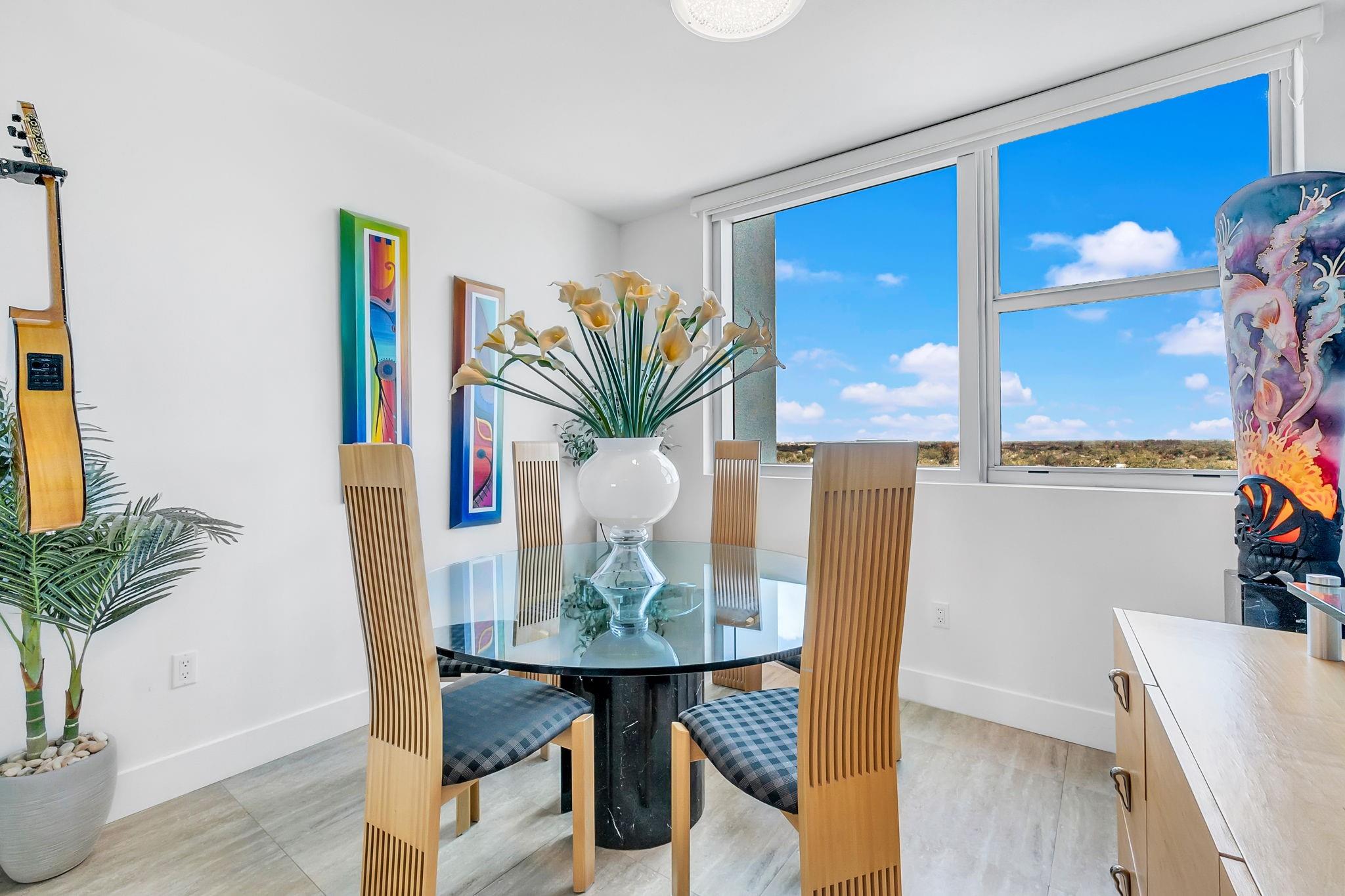 2641 N Flamingo Rd 1105N