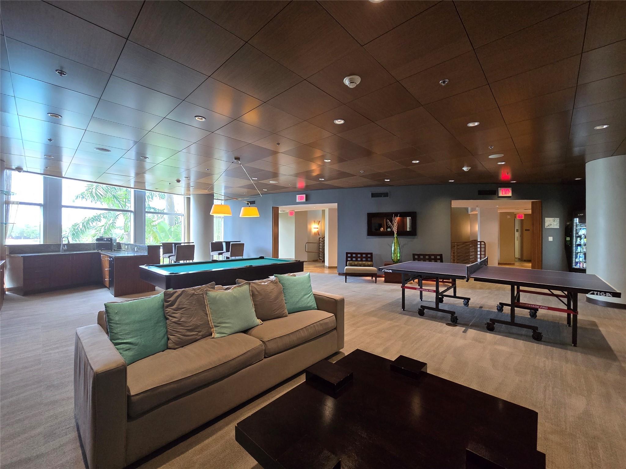 2641 N Flamingo Rd 1105N