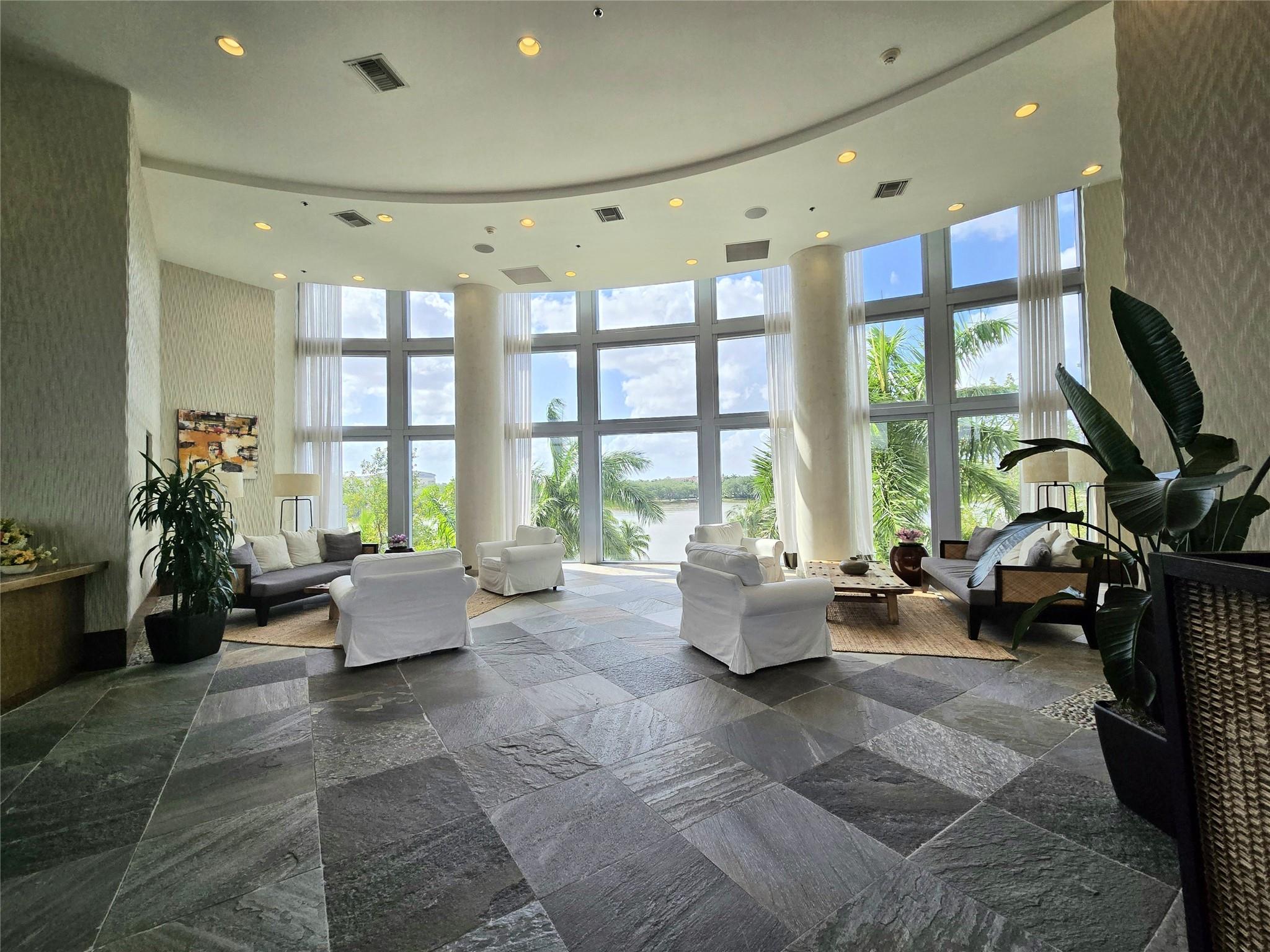 2641 N Flamingo Rd 1105N