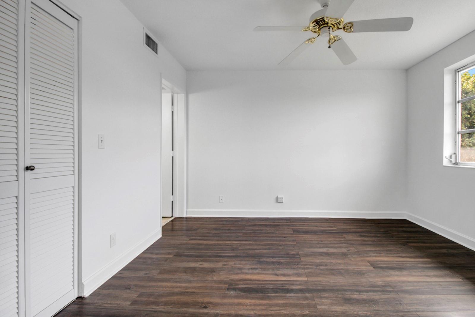 2230 N Cypress Bend Dr 504