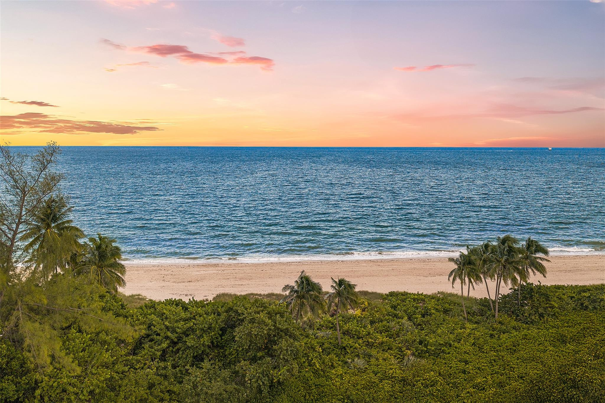 1813 N Fort Lauderdale Beach Blvd