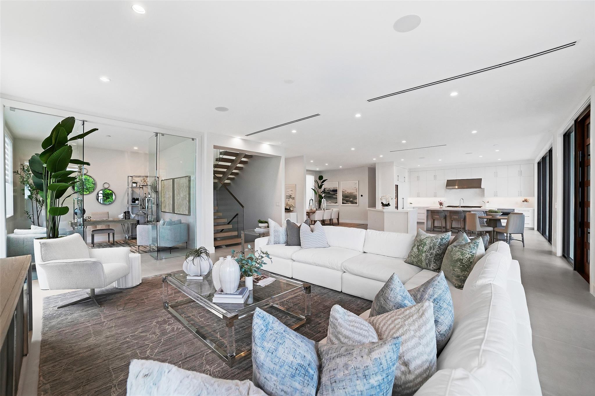 1813 N Fort Lauderdale Beach Blvd