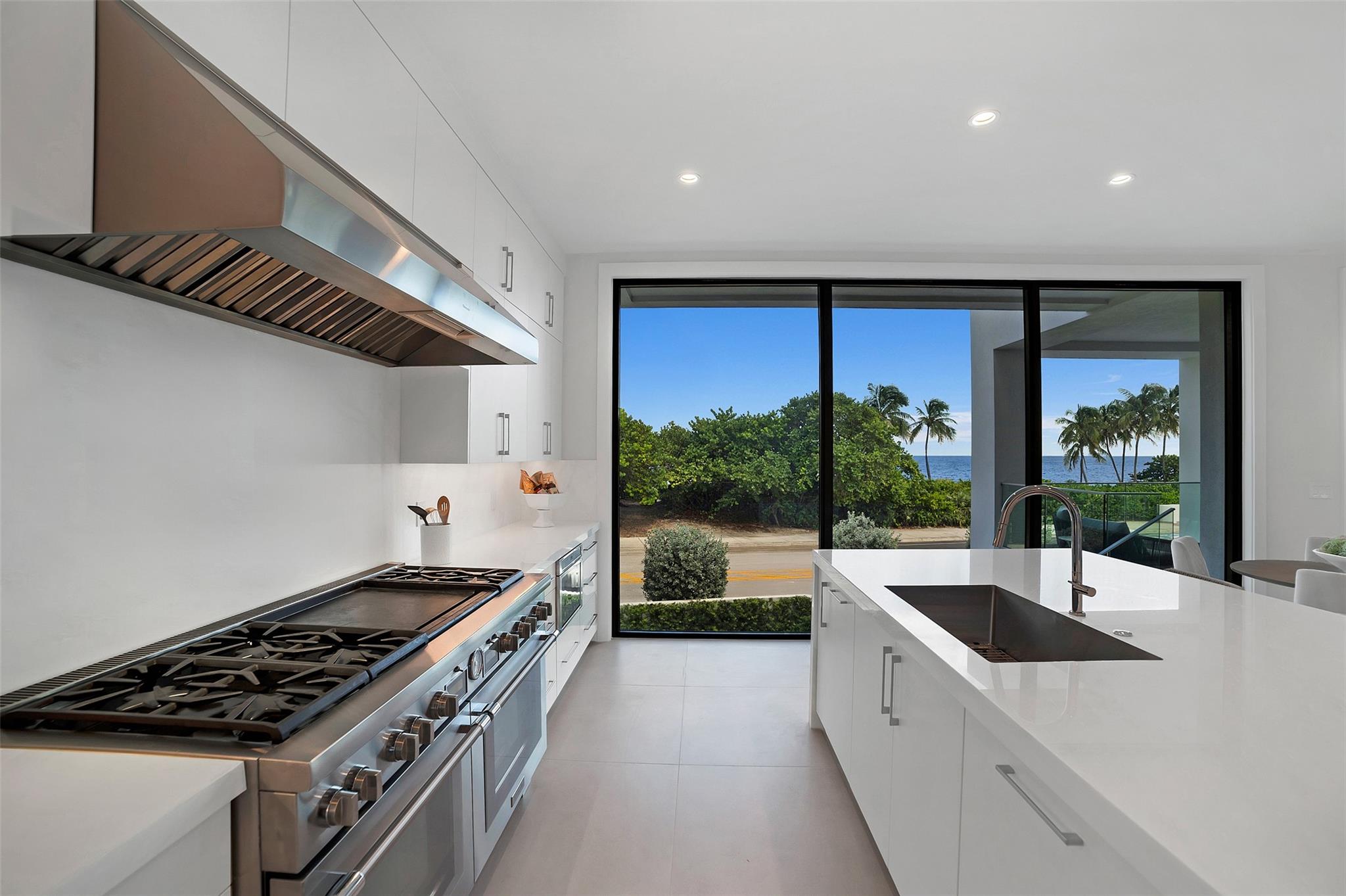 1813 N Fort Lauderdale Beach Blvd