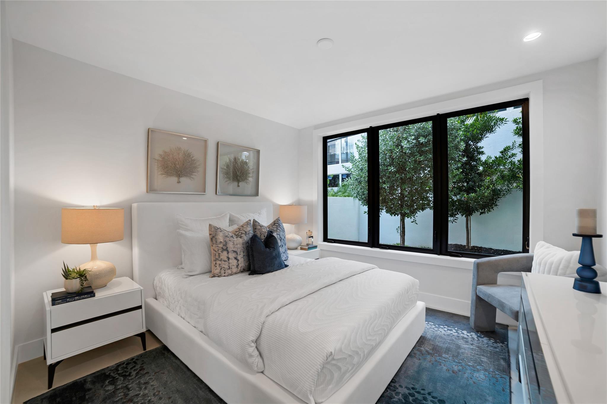 1813 N Fort Lauderdale Beach Blvd