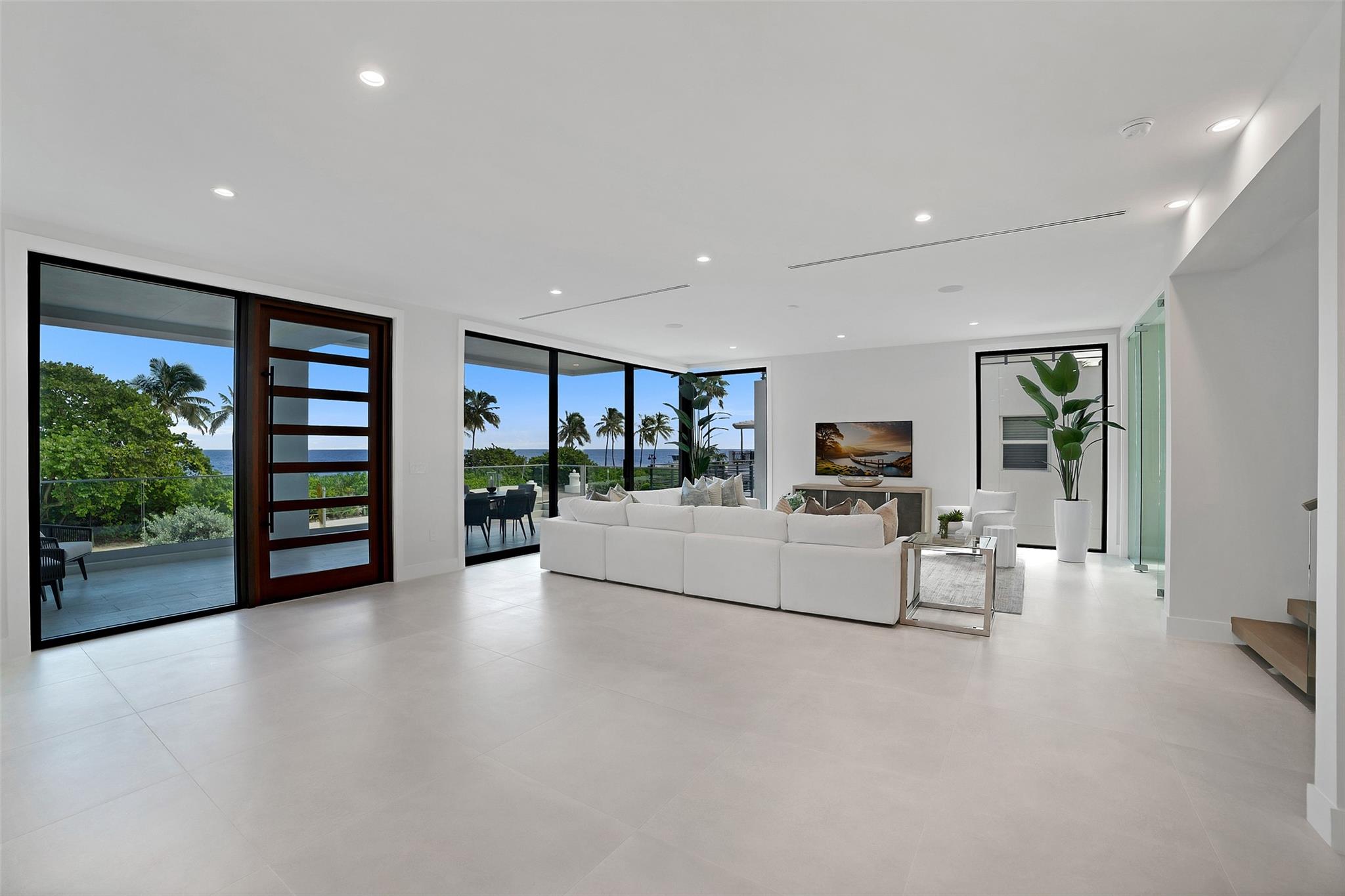 1813 N Fort Lauderdale Beach Blvd