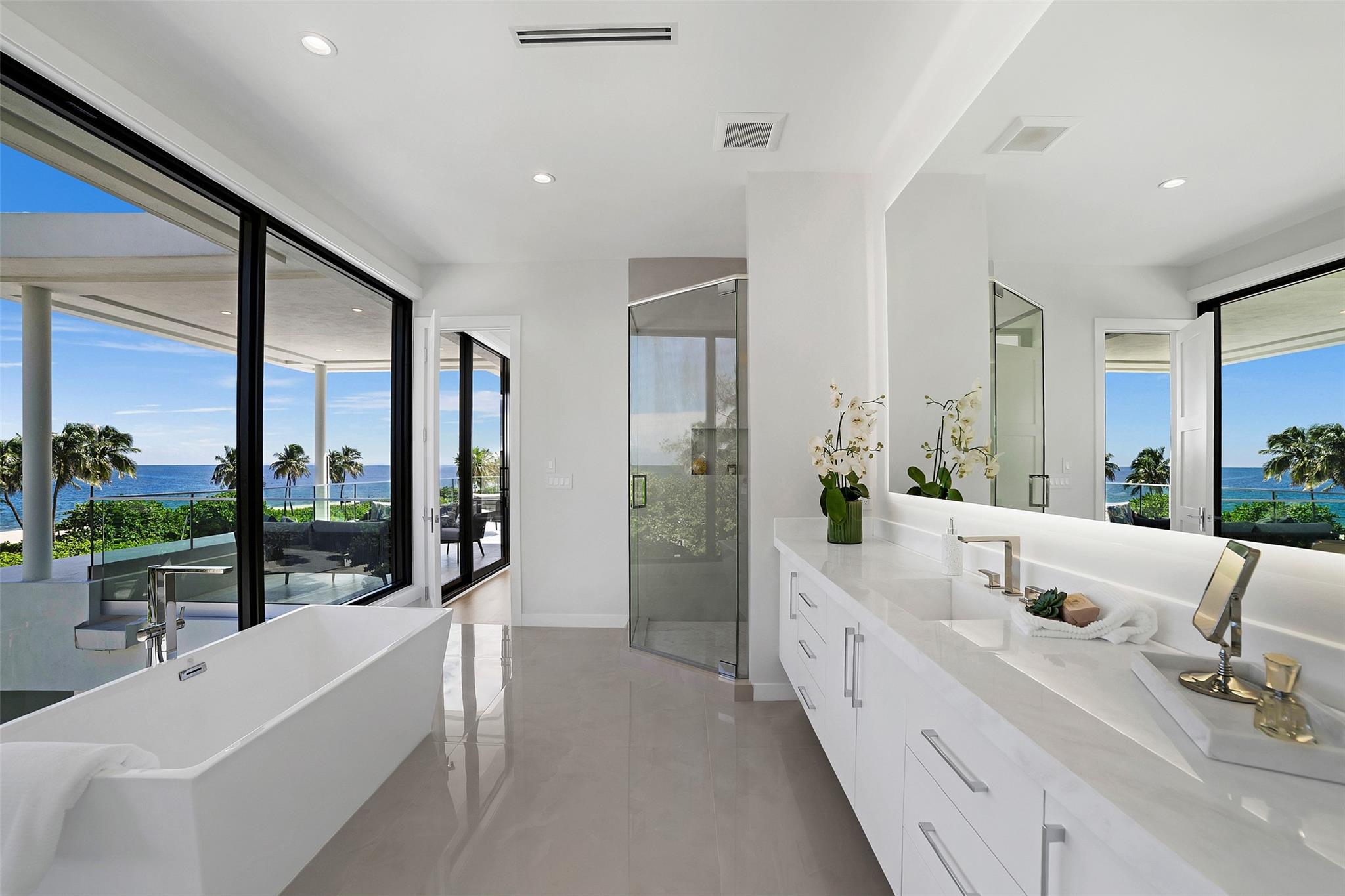 1813 N Fort Lauderdale Beach Blvd