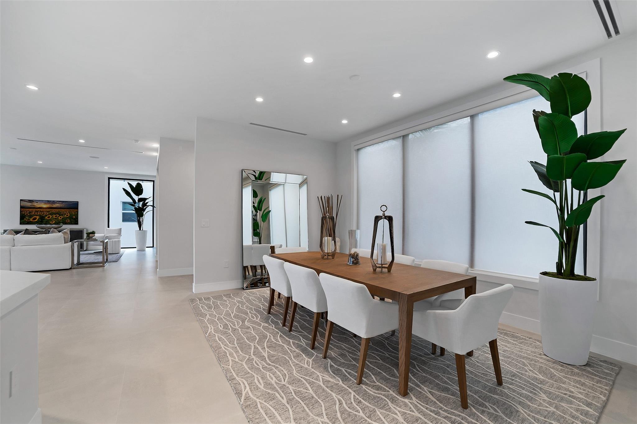 1813 N Fort Lauderdale Beach Blvd