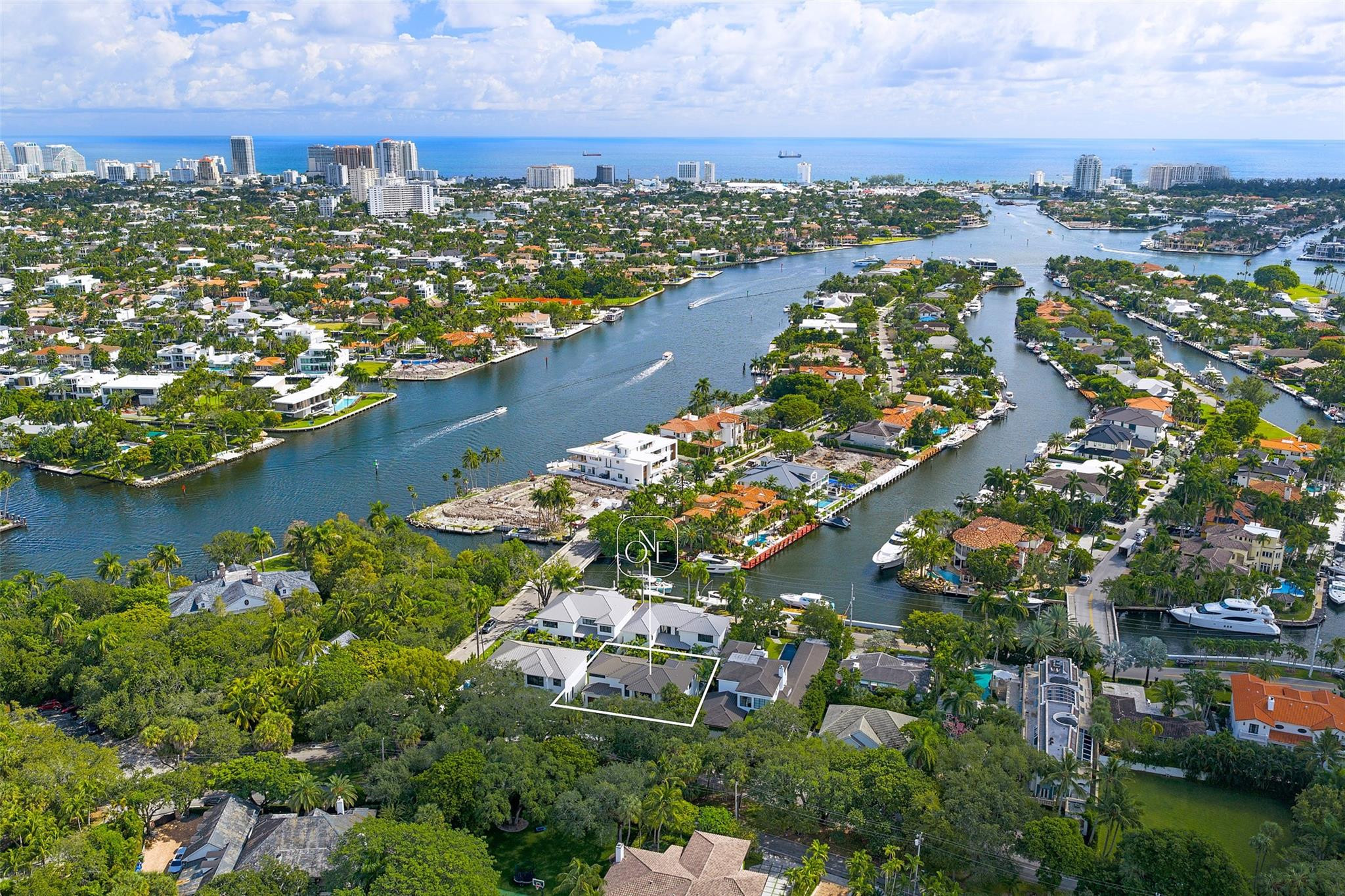 1544 Ponce De Leon Dr