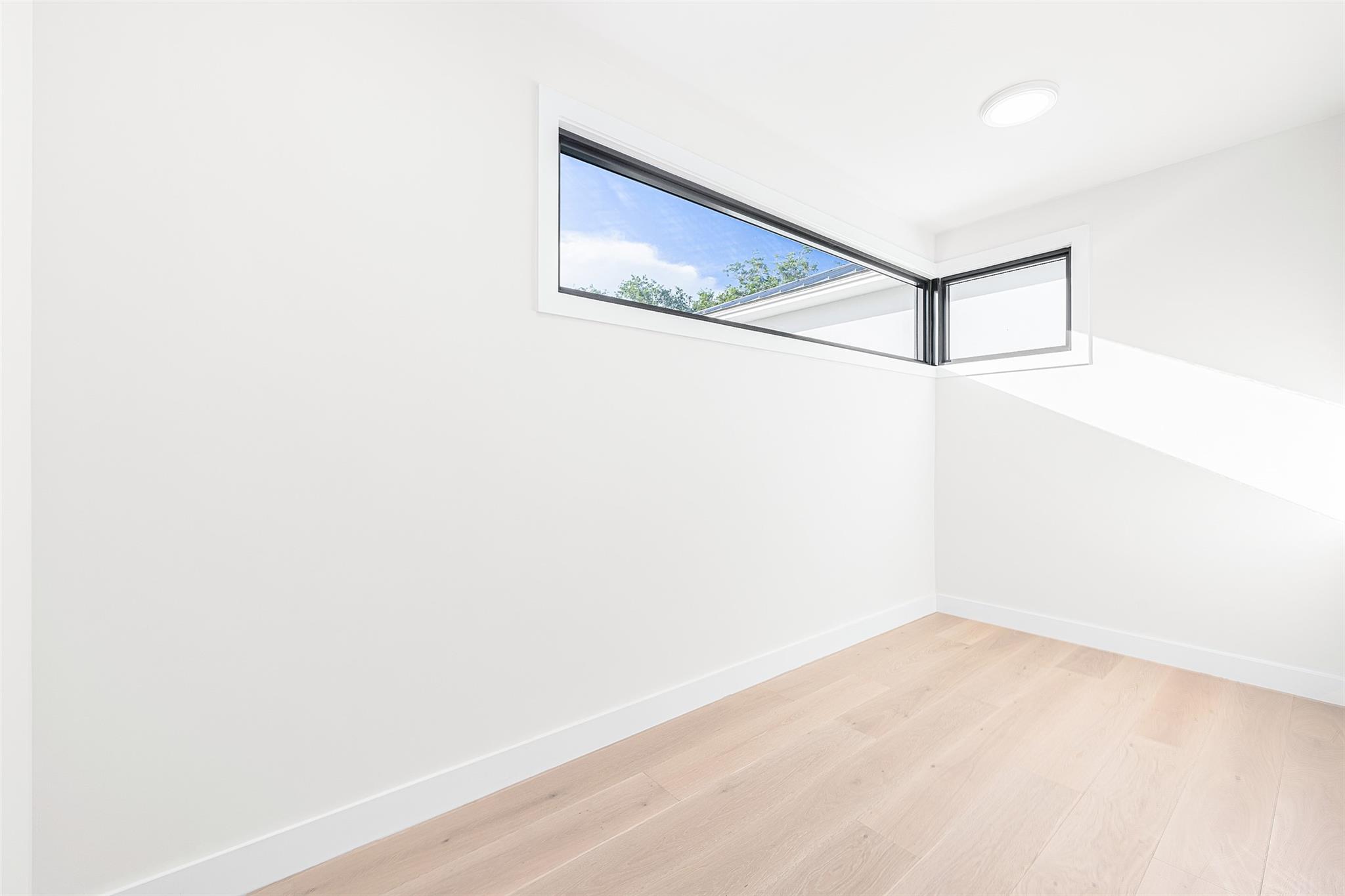 1544 Ponce De Leon Dr