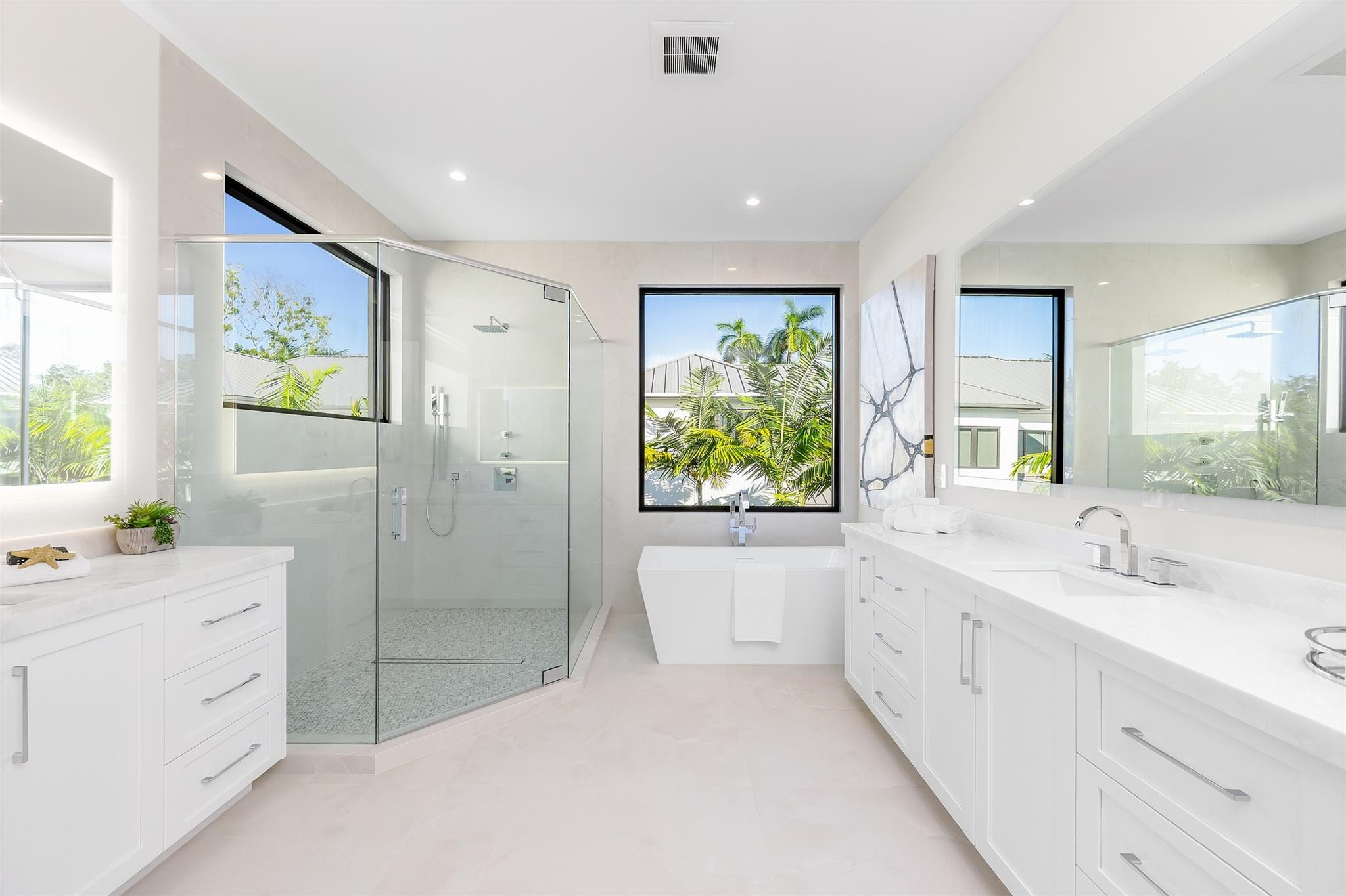 1544 Ponce De Leon Dr