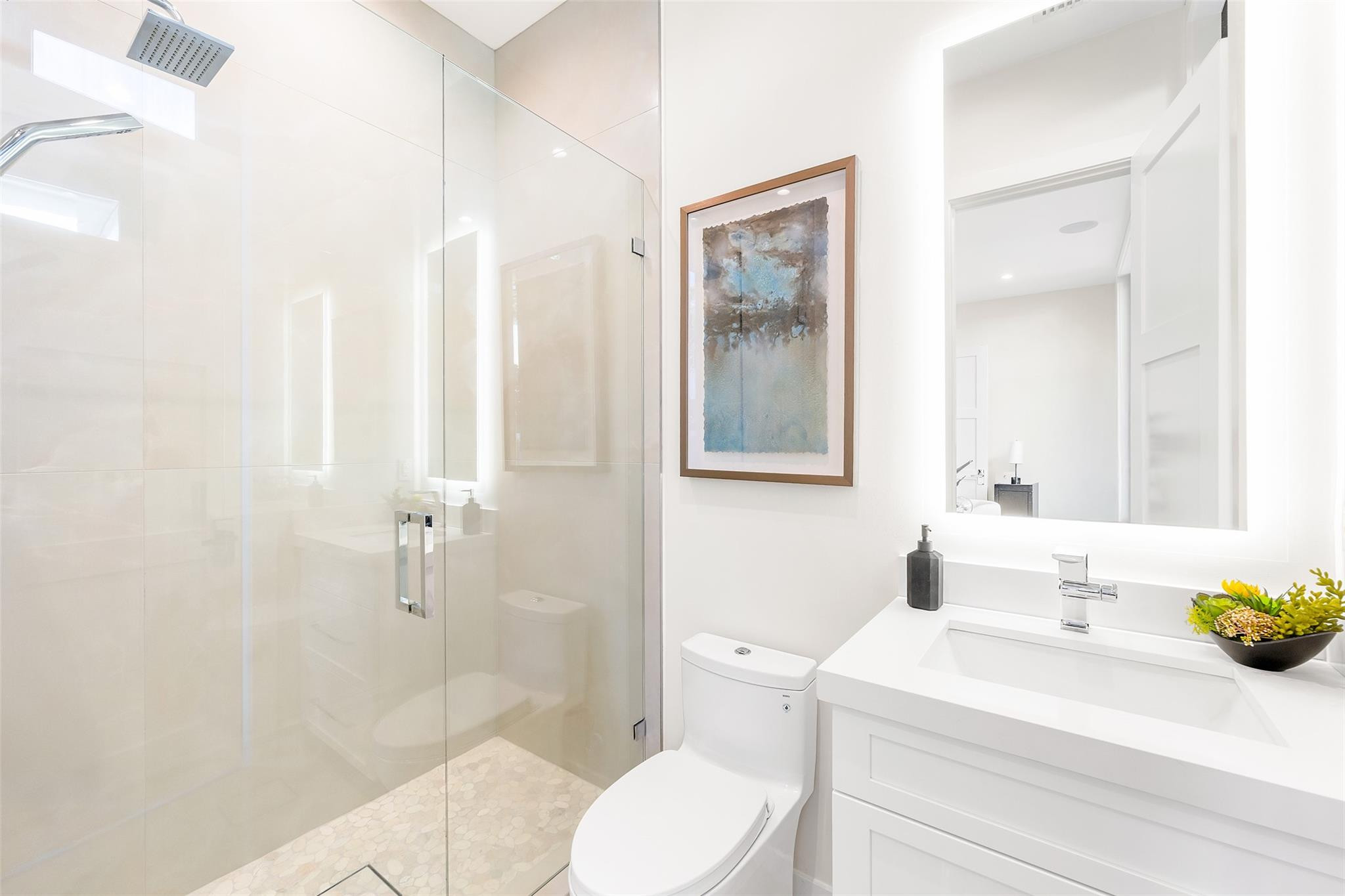 1544 Ponce De Leon Dr