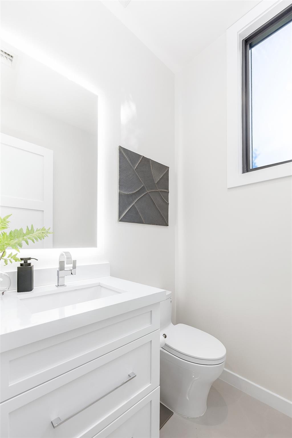 1544 Ponce De Leon Dr