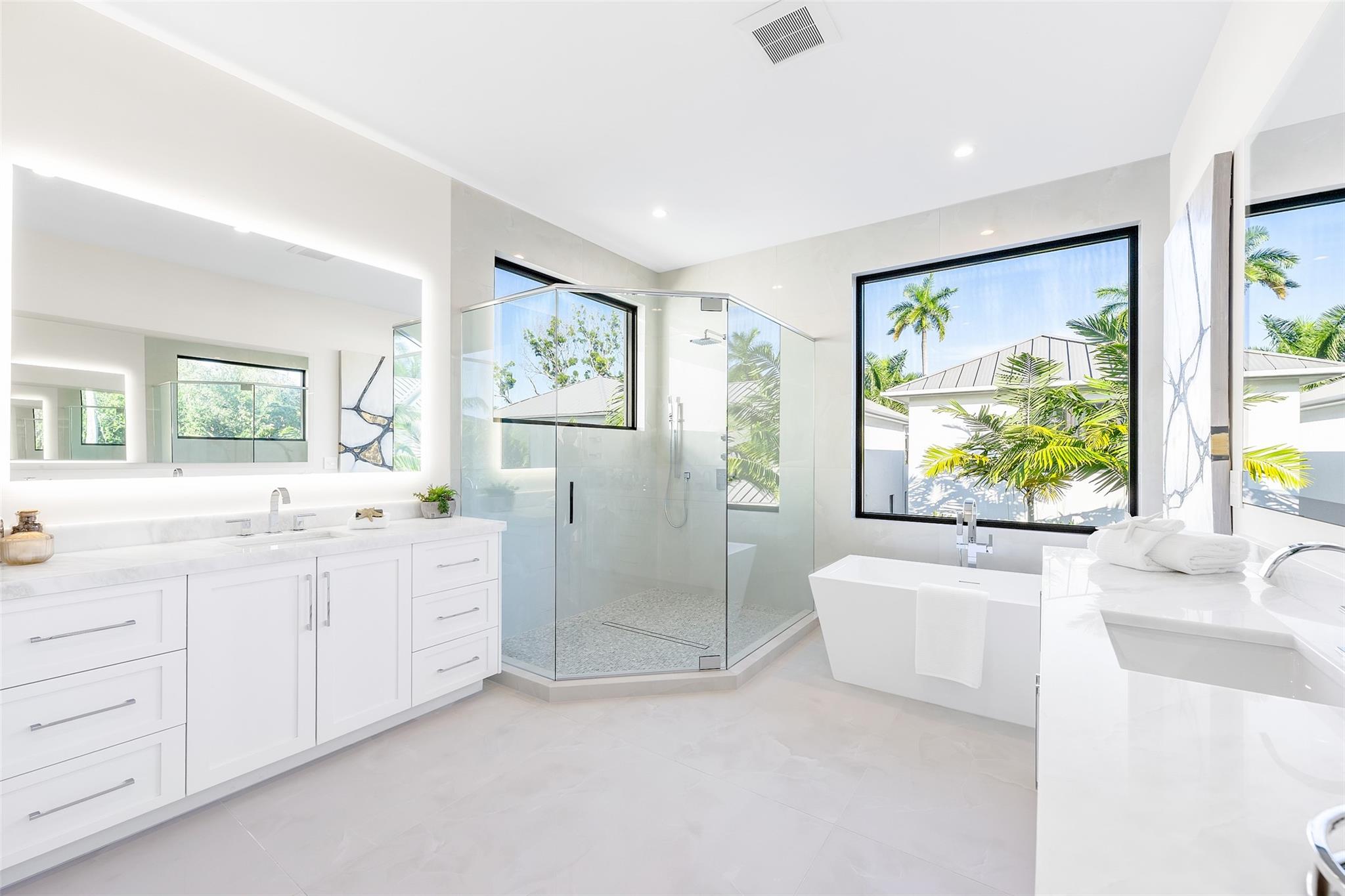 1544 Ponce De Leon Dr