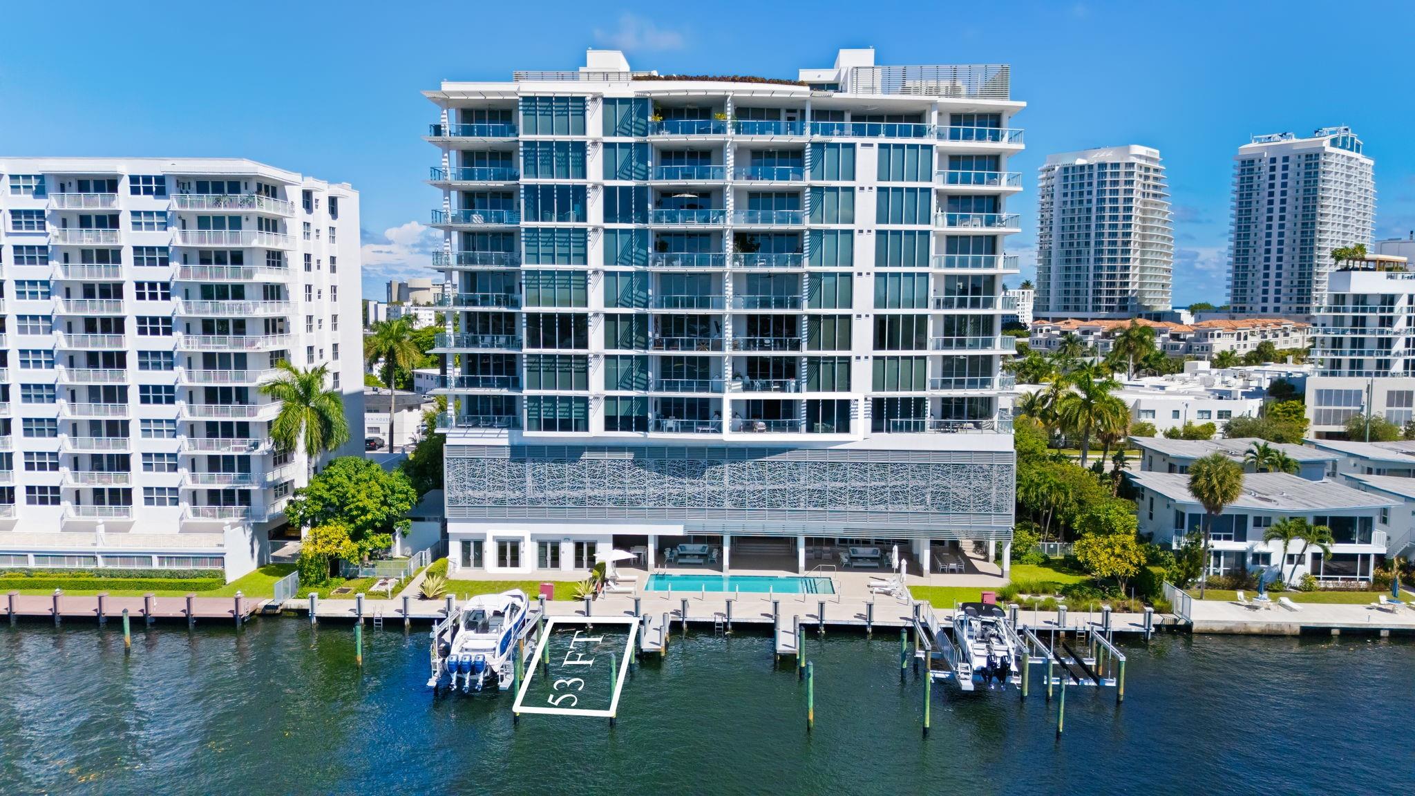 435 Bayshore Dr 302