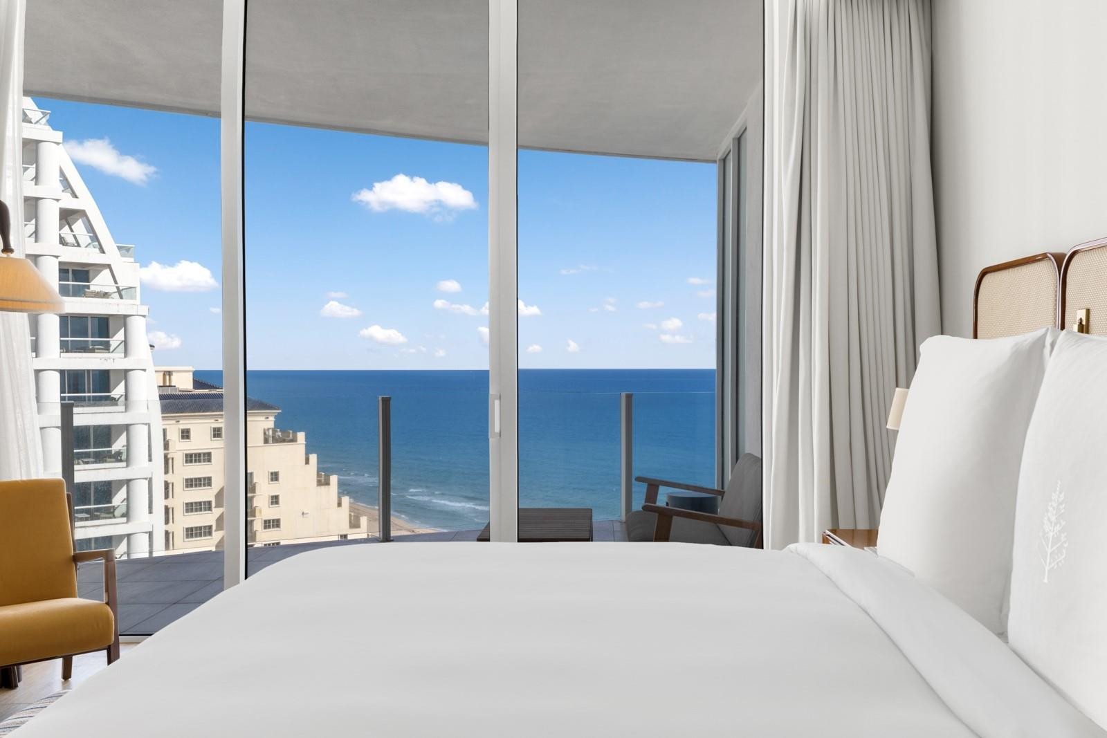 525 N Fort Lauderdale Beach Blvd 1504