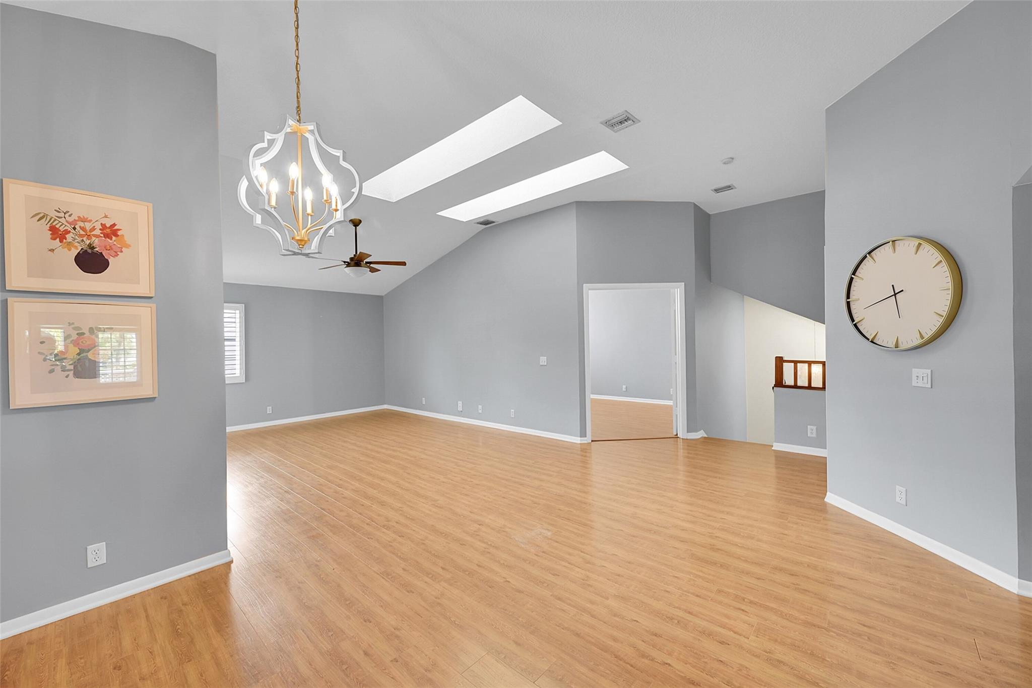 5307 Buckhead Cir 203