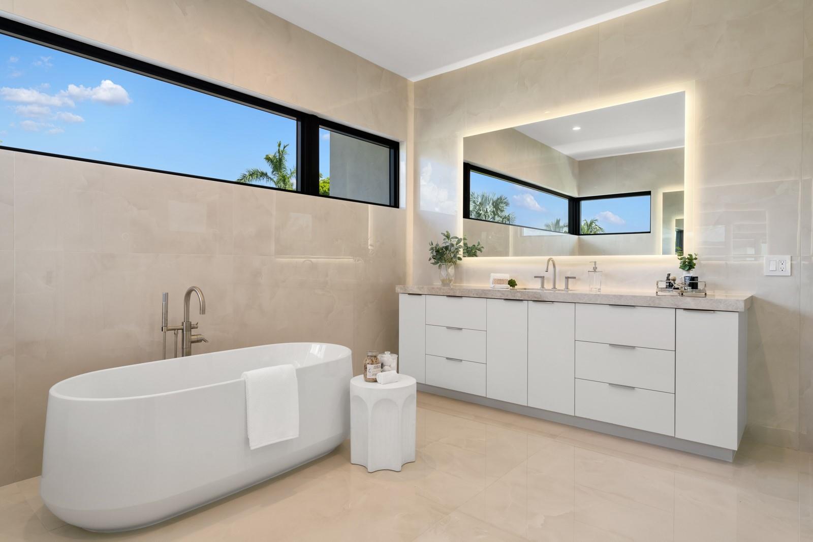 2010 Intracoastal Dr