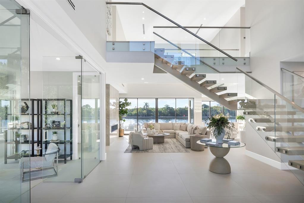 2010 Intracoastal Dr