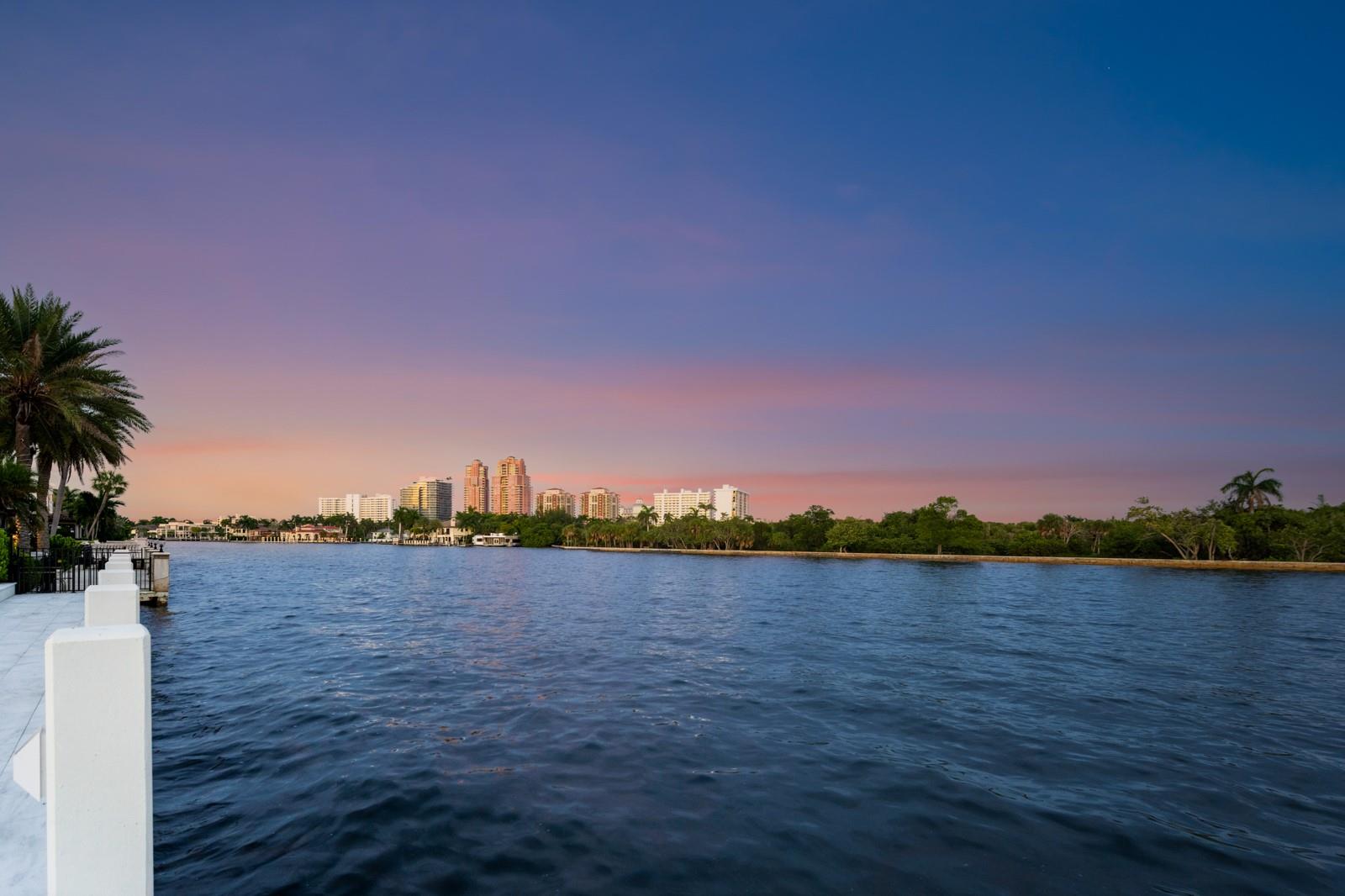 2010 Intracoastal Dr