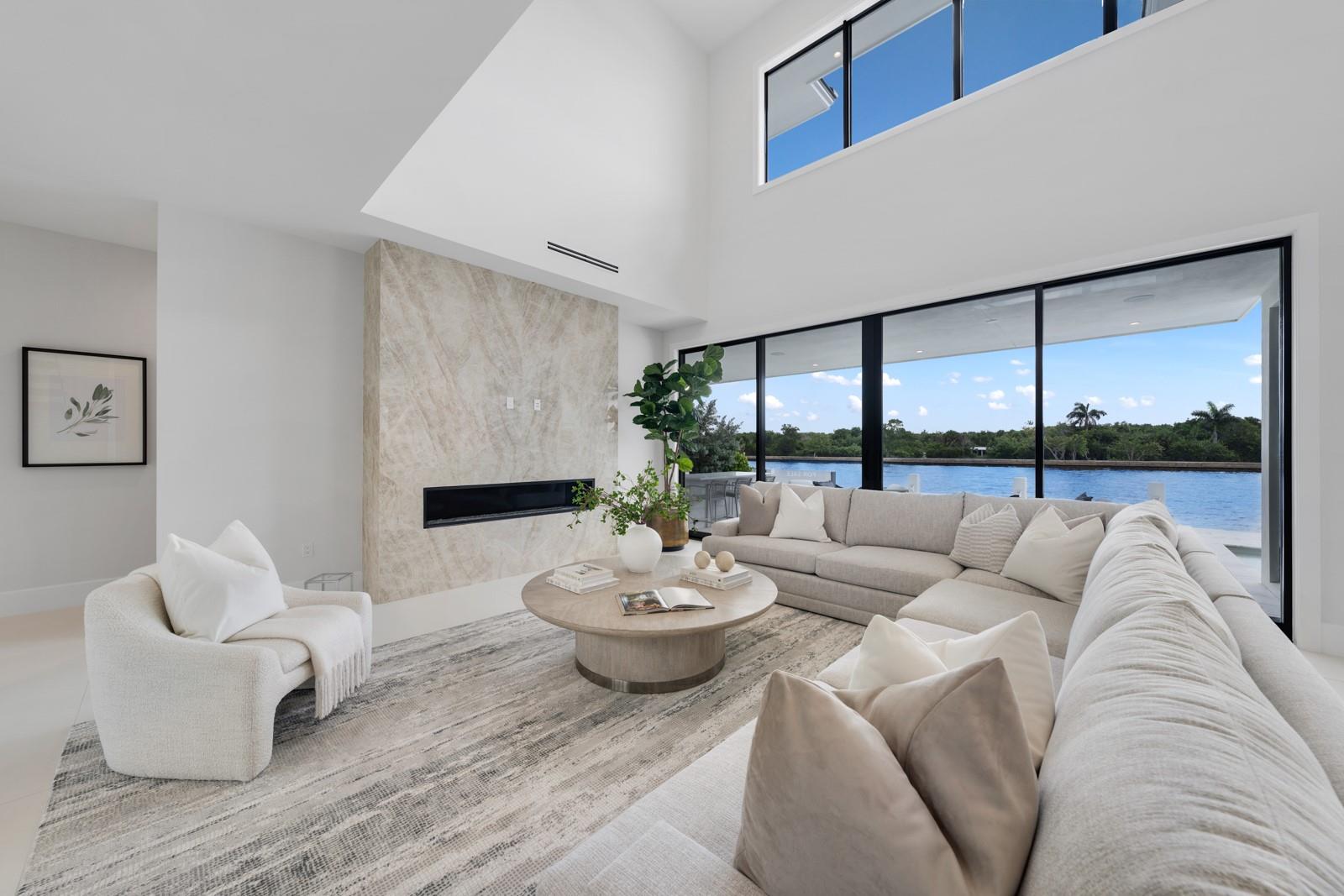 2010 Intracoastal Dr