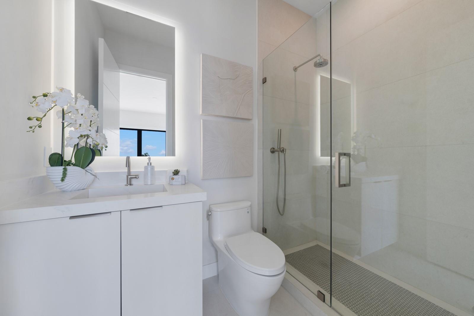 2010 Intracoastal Dr