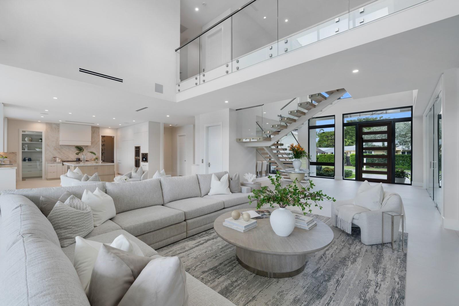 2010 Intracoastal Dr