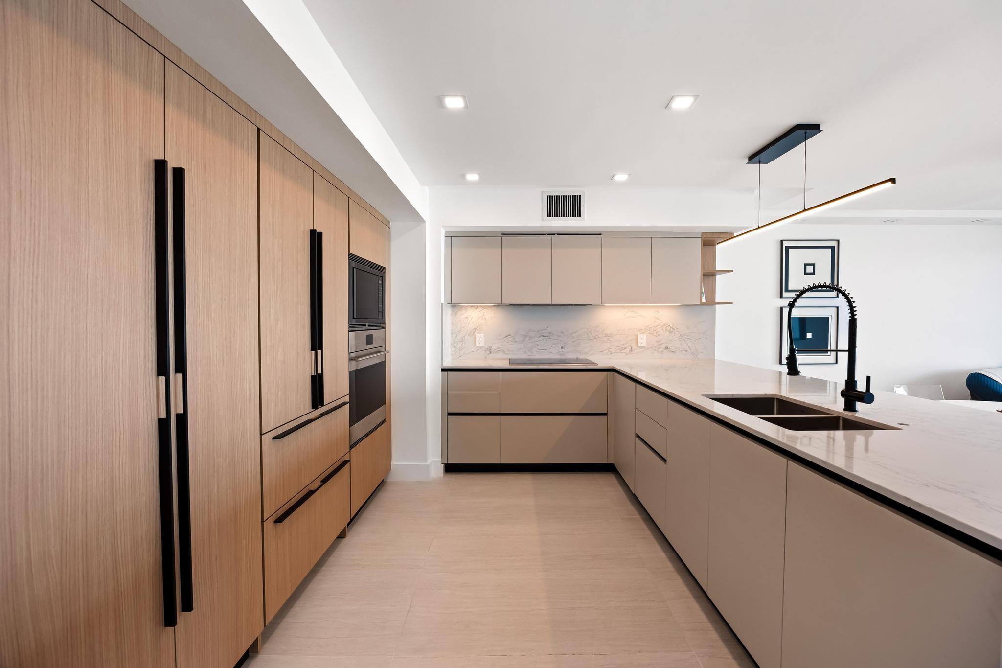 9499 Collins Ave 603