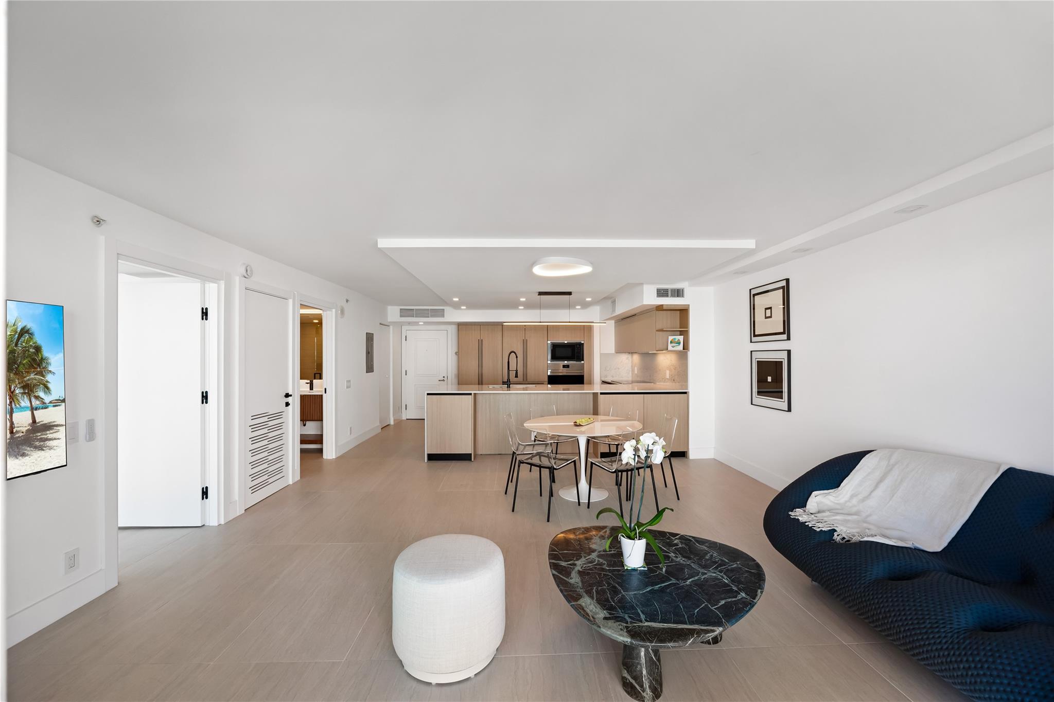 9499 Collins Ave 603