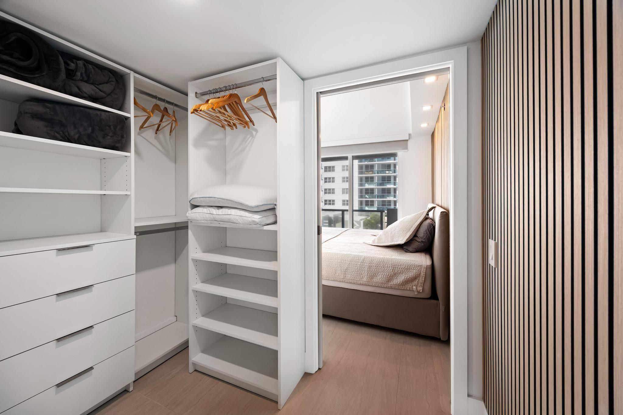 9499 Collins Ave 603