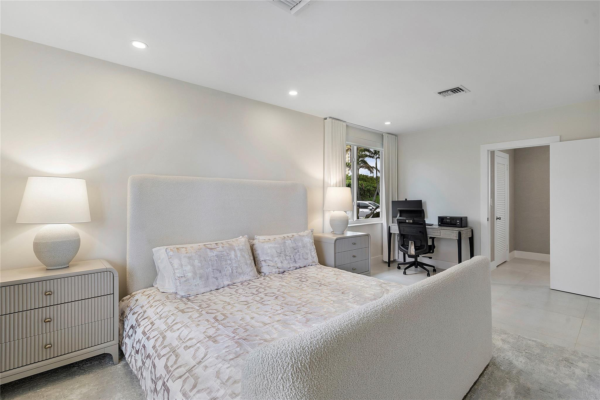 1100 S Ocean Blvd D16