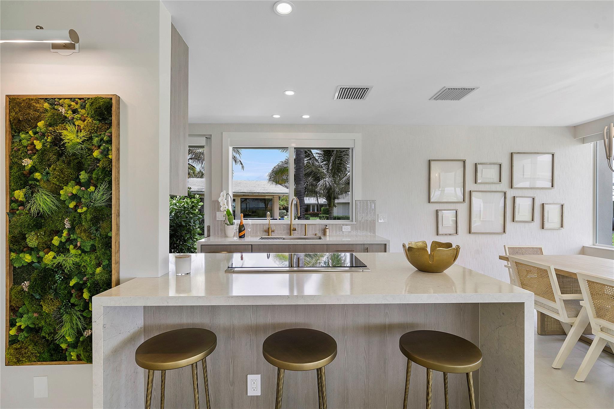 1100 S Ocean Blvd D16