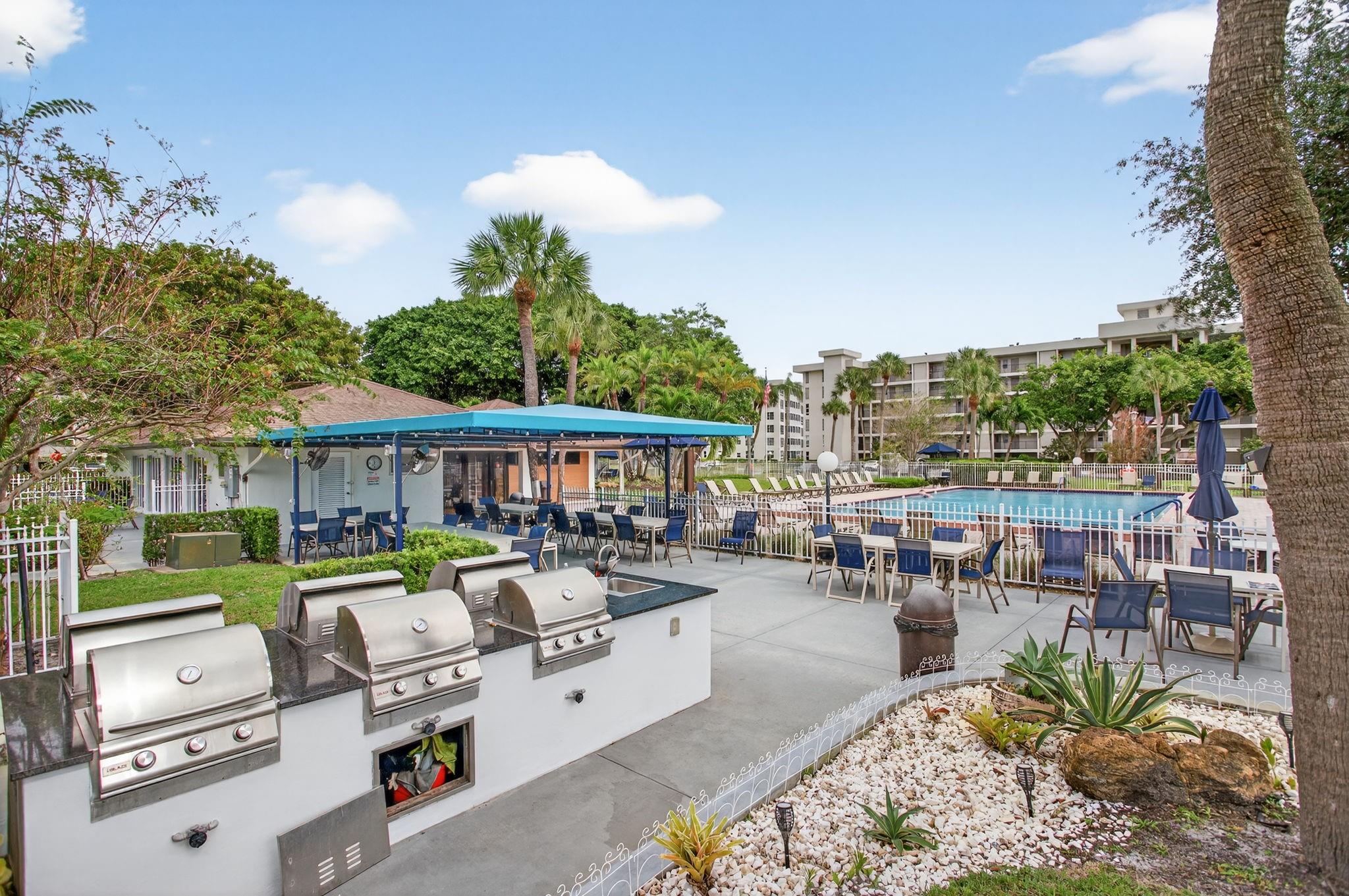 2671 S Course Dr 206