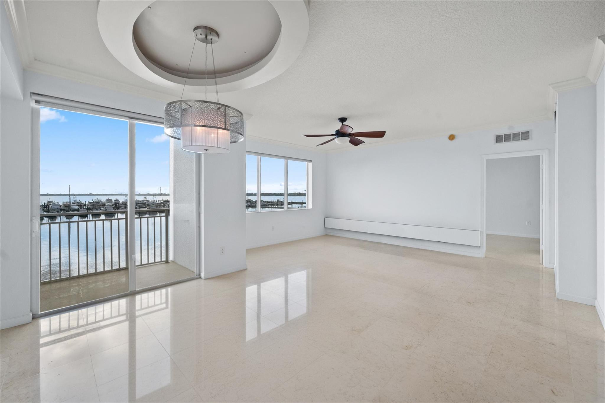 675 NW Flagler Ave 303