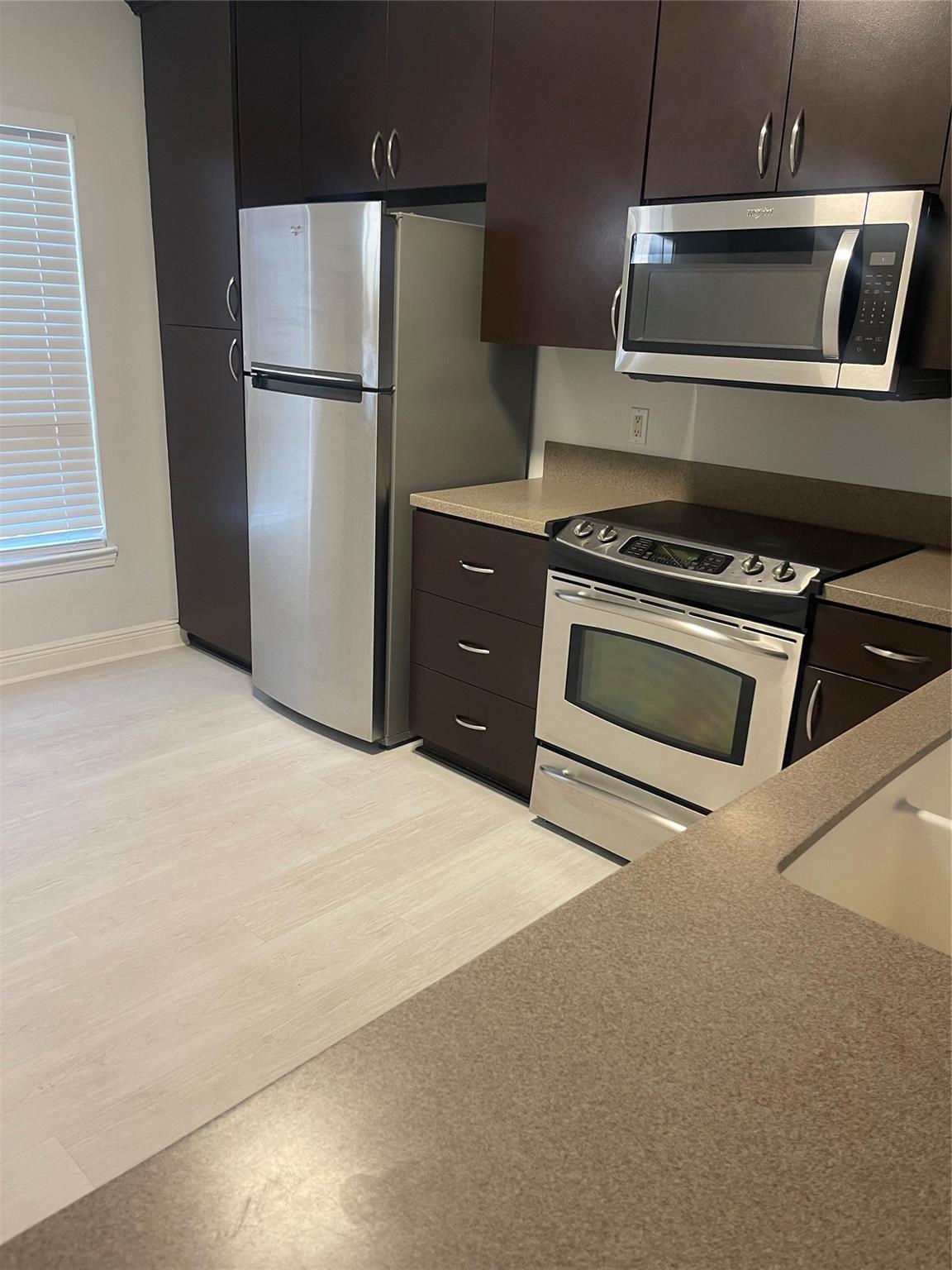 9967 NW 56th Pl 9967