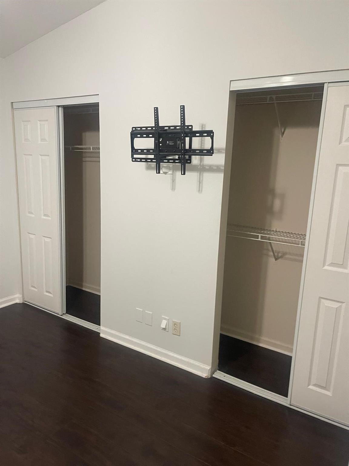 9967 NW 56th Pl 9967