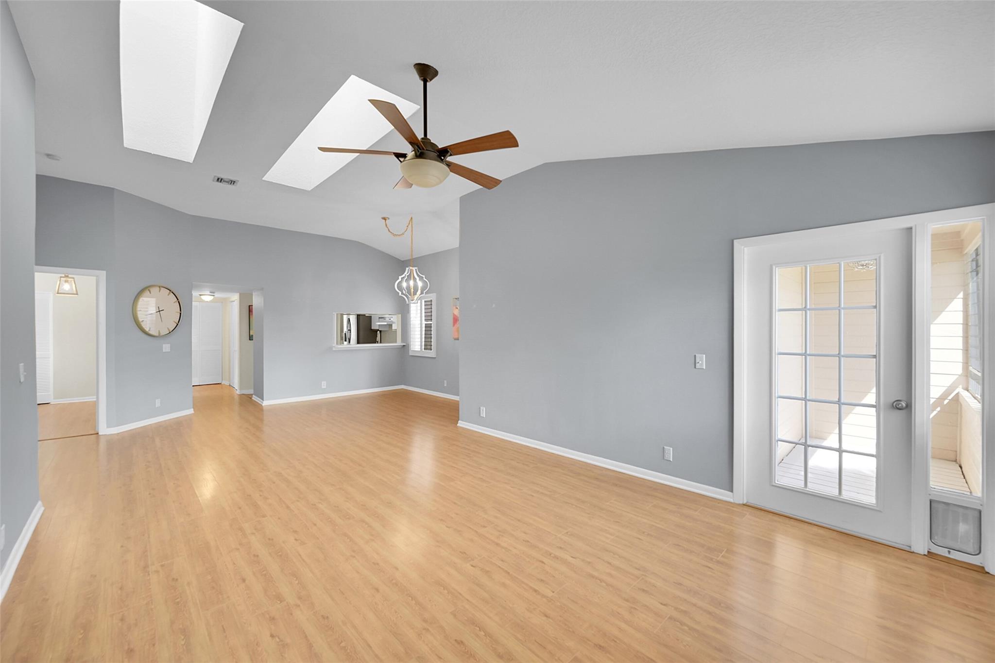 5307 Buckhead Cir 203