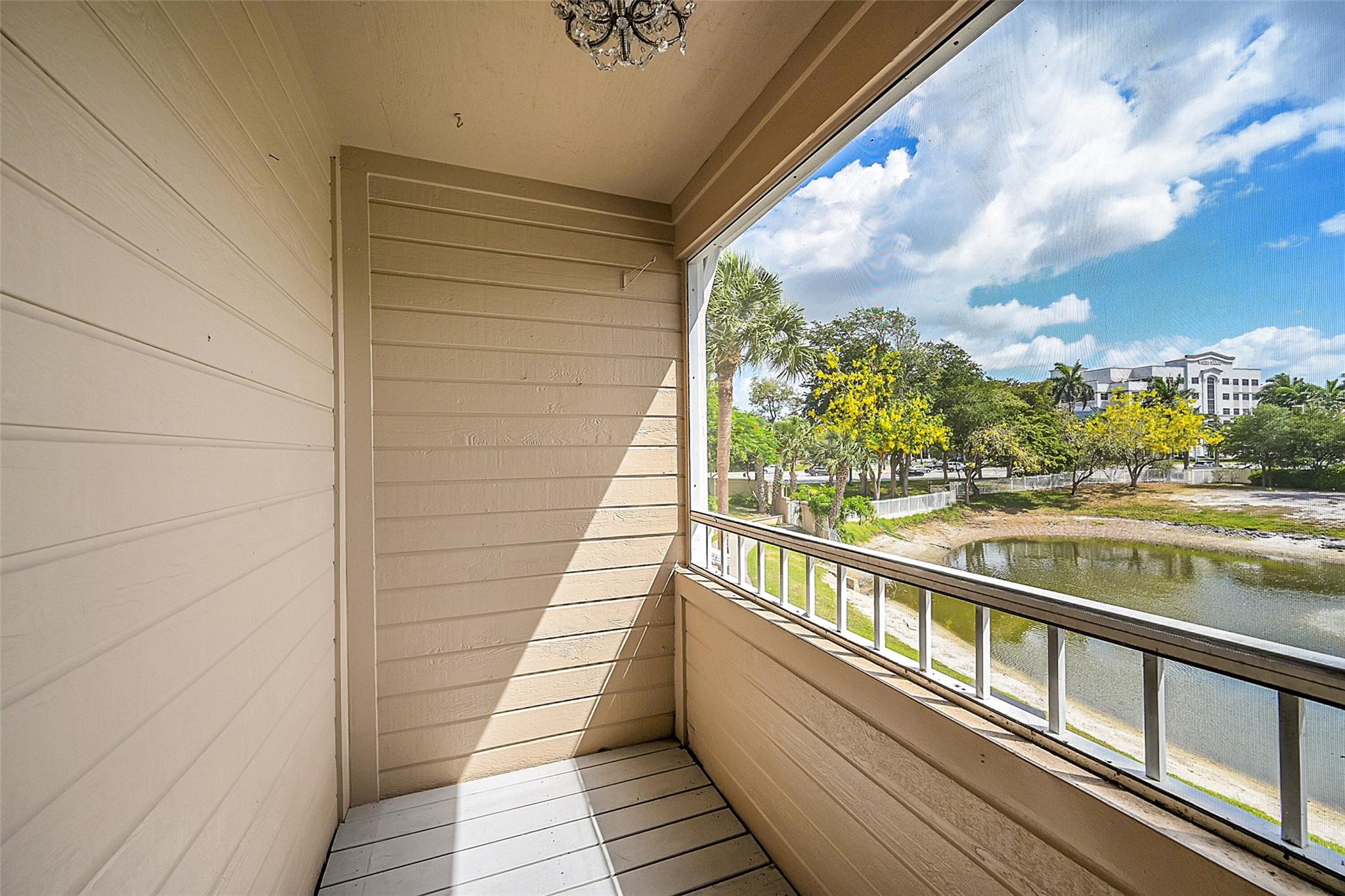 5307 Buckhead Cir 203