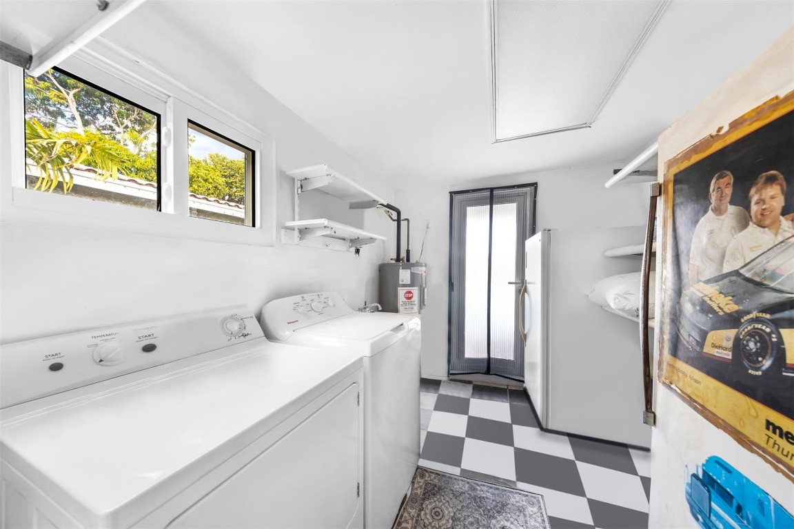 2133 Coral Gardens Dr