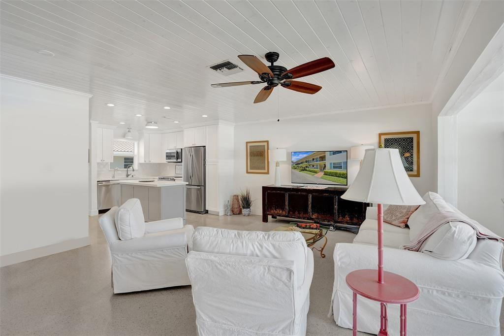 5450 N Ocean Blvd 6A